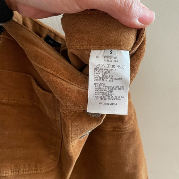 Brandy Melville mini skirt - Picture 4 of 4